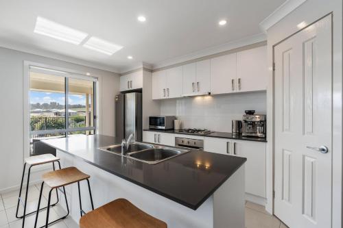 32 Blanche Pde Hindmarsh Island - No Linen Included in Hindmarsh Island