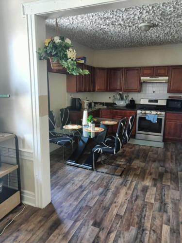 Fada Guest House 281 Ridgewood Ave Newark, New Jersey near EWR Airport in Newark, USA