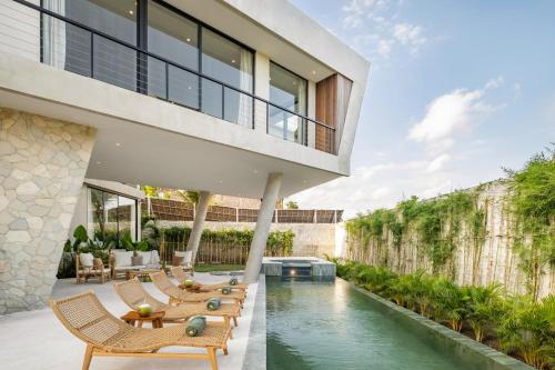 Villa with Private Pool image 4