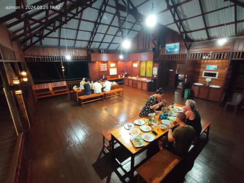 Maratua Dive Center And Lodge in Maratua Teluk Harapan