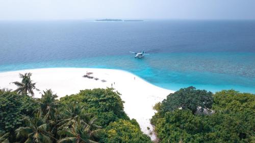 ODI KAMADHOO in Insula Baa