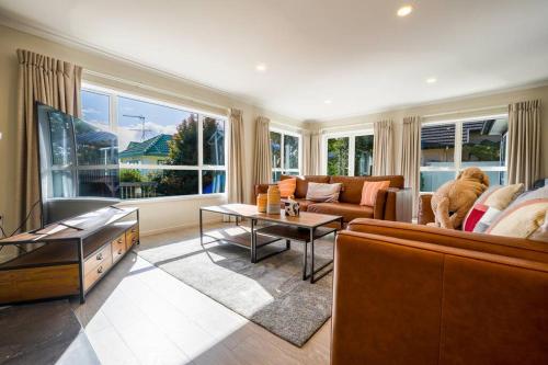 Three-Bedroom Home in Somerville, Окленд (фото 6)