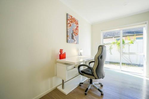 Three-Bedroom Home in Somerville, Окленд (фото 11)