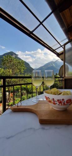 Balcony/terrace, Il portico in Valdieri