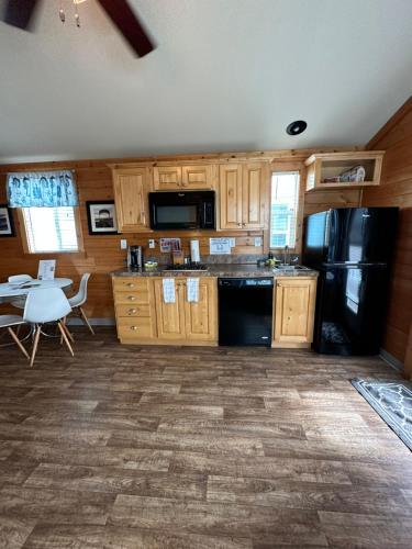 Westport Marina Cottages 4