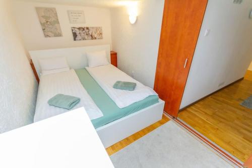 Dohány Chic Apartment by NW