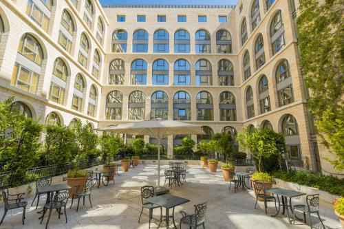 Grand Court Hotel - Tap to explore photos