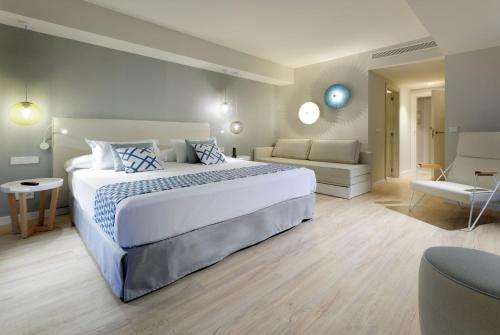 Palladium Hotel Menorca -Opening 2021 - main image