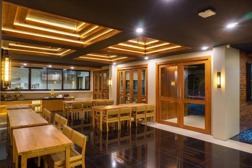 Sajiwa Inn and Suite Hotel in Bulu