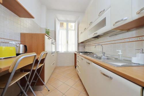 4BNB - Vittorio Emanuele Apartment, Rom (Foto 4)
