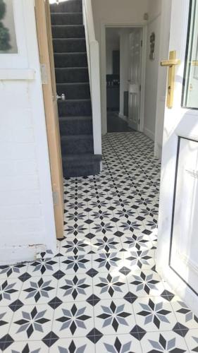 Freshen - up Stays Birmingham Spacious 3-Bed Contractor & Insurance Accommodation Parking Garden, Birmingham (foto 9)