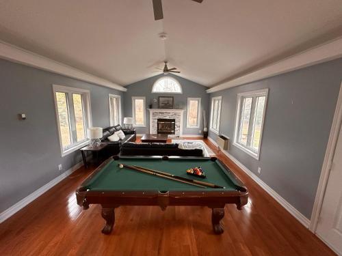 Riverside stylish four bedroom house