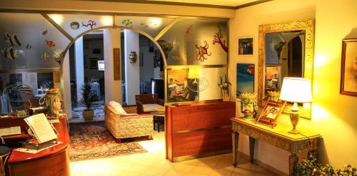 Hotel Il Faro Della Guitgia Tommasino - image 7