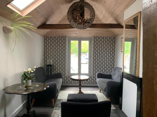 Duplex La Maisonnette 1 chambre - parking gratuit - Location, gîte - Troyes