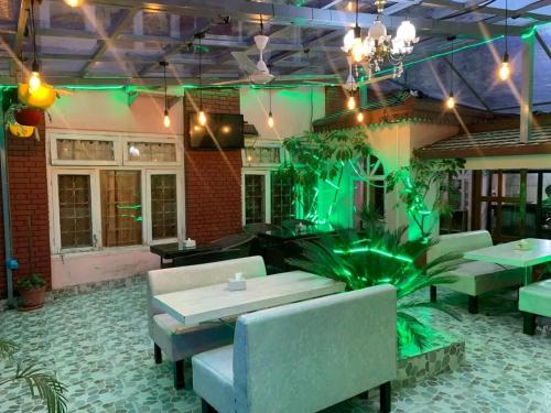 Kusum Hotel - image 4