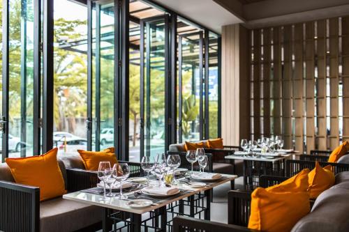 Restaurant, Fifth Pattaya Jomtien near Three Kingdoms Park