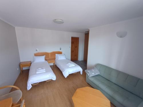 Hotel Wysoka - image 8