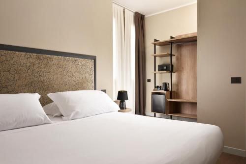 Essence Hotel - image 6