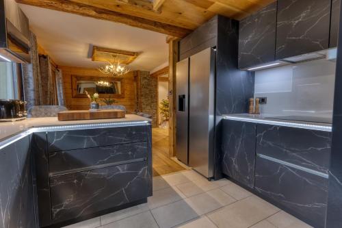 *Nouveau* Chalet Chamonix Cottage in เล ปราซ ด็อง บาส