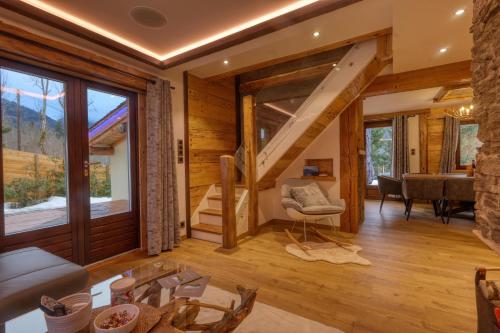*Nouveau* Chalet Chamonix Cottage in เล ปราซ ด็อง บาส