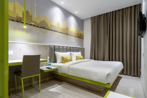 room detail thumbnail 1