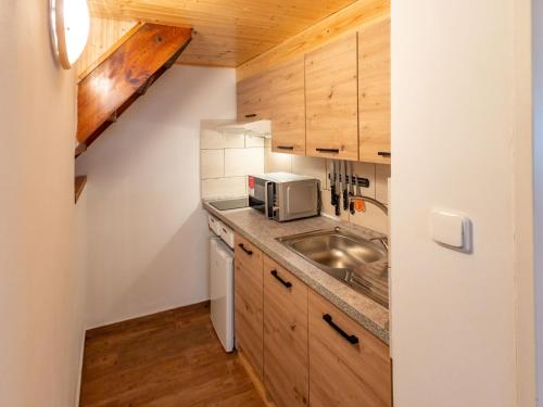 Holiday Home Zimořský domek by Interhome (Holiday Home Zimorsky domek by Interhome) in Libechov