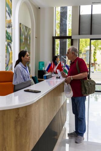 設施, Firdavsi Hotel in 杜尚貝