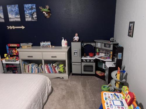 Home Away from Home - main image