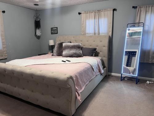 Home Away from Home - image 4