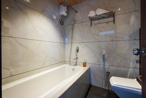 Hotel Galaxy Inn – Navi Mumbai, KY