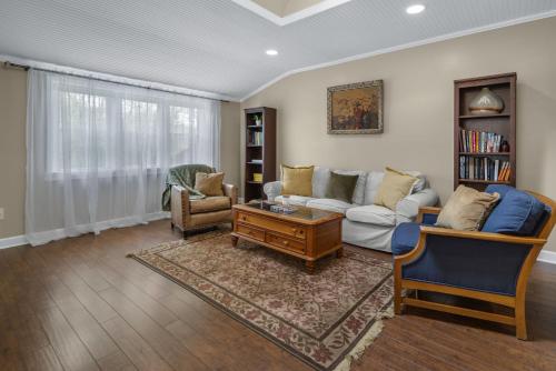 Peaceful Treman Park Home with Game Room in Ithaca, USA