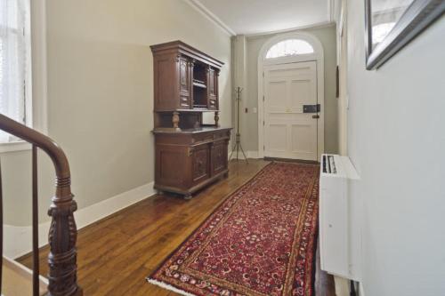 Historic DeWitt Park House with Yard in Downtown in Ithaca, USA