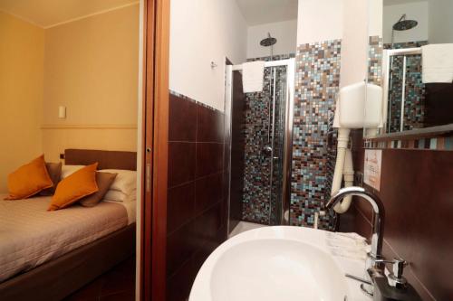 Cardinal Inn - image 3