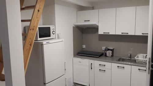 SleepWell Apartments Warszawa in Олтажев