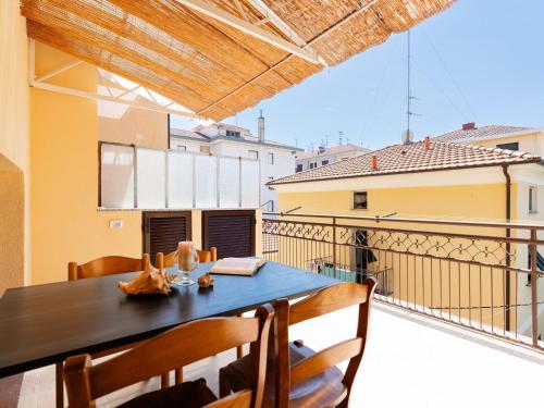 Apartment Nives by Interhome