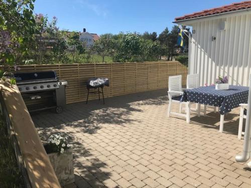 Mollösund, Orust nära havet med utsikt (Mollosund, Orust nara havet med utsikt) in Mollösund