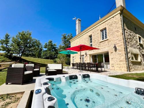 Le Havre des Perrières - Gîte avec spa, 15 personnes, 5 chambres gîte à louer Oiré