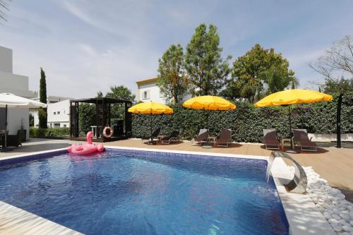 Perogil Suites Girassol - elegant Room With Pool 4