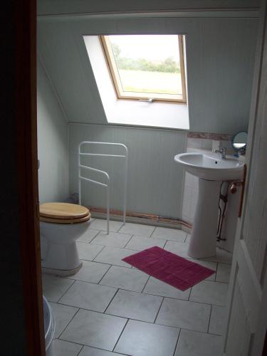 chambre d hotes les jonquilles in Cosges