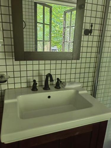 Shanghai Historical Forest Cabin loft With Balcony at second floor near middle Huaihai road, Šanghaj (fotografie 8)