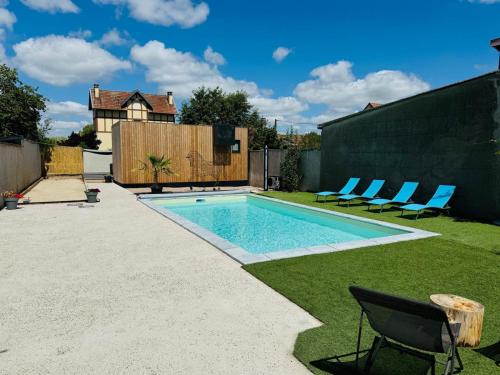 Chalet moderne avec piscine cottage Lignéville