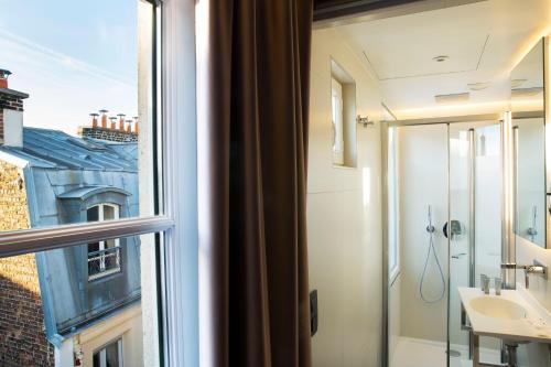 Cler Hotel - image 14