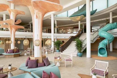 大堂, Iberostar Waves Gaviotas Park -All Inclusive in 普拉亞德建尼亞