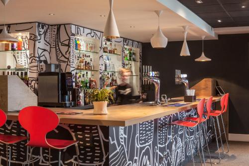 ibis London Wembley - image 2