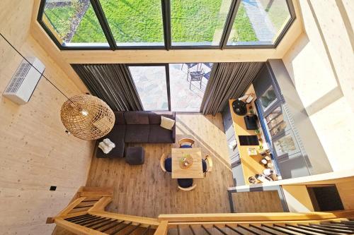2 bedrooms, 4 beds