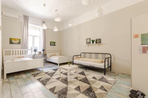 Spacious apartment for Group in centre Budapest, Budapest