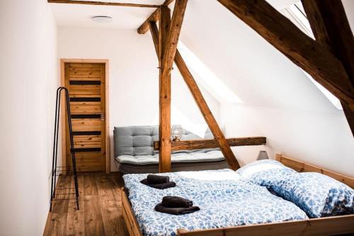 Řasnická stodola (Rasnicka stodola) in Dolni Rasnice