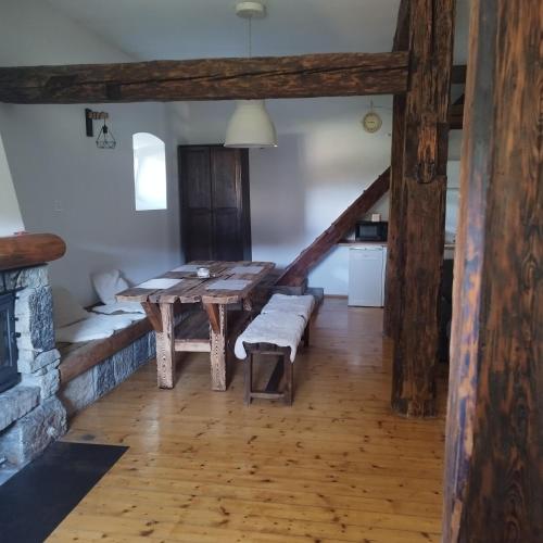 Apartamenty - Stara Stajnia - Na krańcu Świata (Apartamenty - Stara Stajnia - Na krancu Swiata) in Milkow