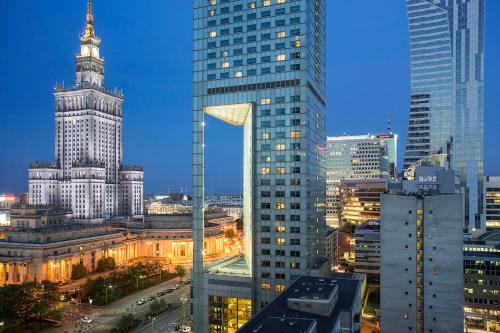 Közeli látványosságok, Lumina studio near Arkadia center Warsaw near Arkadia Bevásárlóközpont