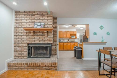4 Bed Paradise Pool Home In Heart Or Orlando in Orlando, USA
